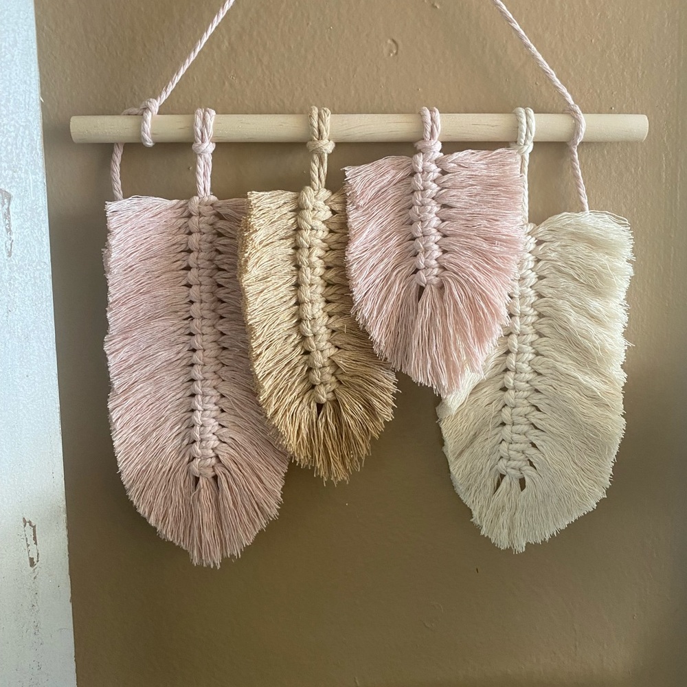 Macrame Feathers - Picture 3 of 5